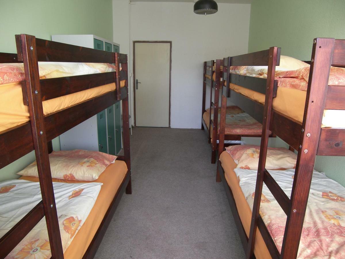 Hostel Prazacka Prag Dış mekan fotoğraf