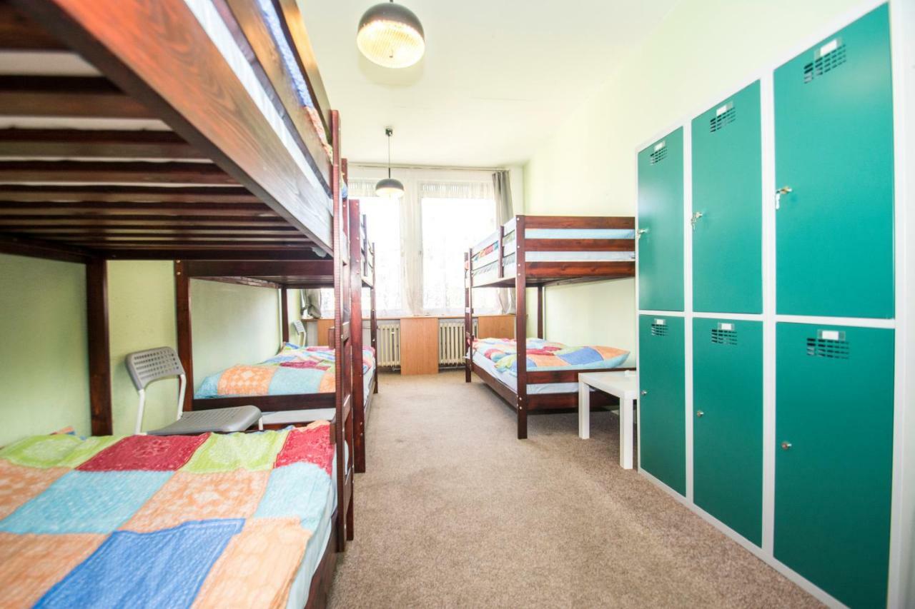 Hostel Prazacka Prag Dış mekan fotoğraf